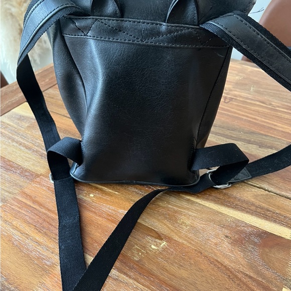 Classic Mat and Nat Vegan Leather Back Pack - Picture 4 of 4